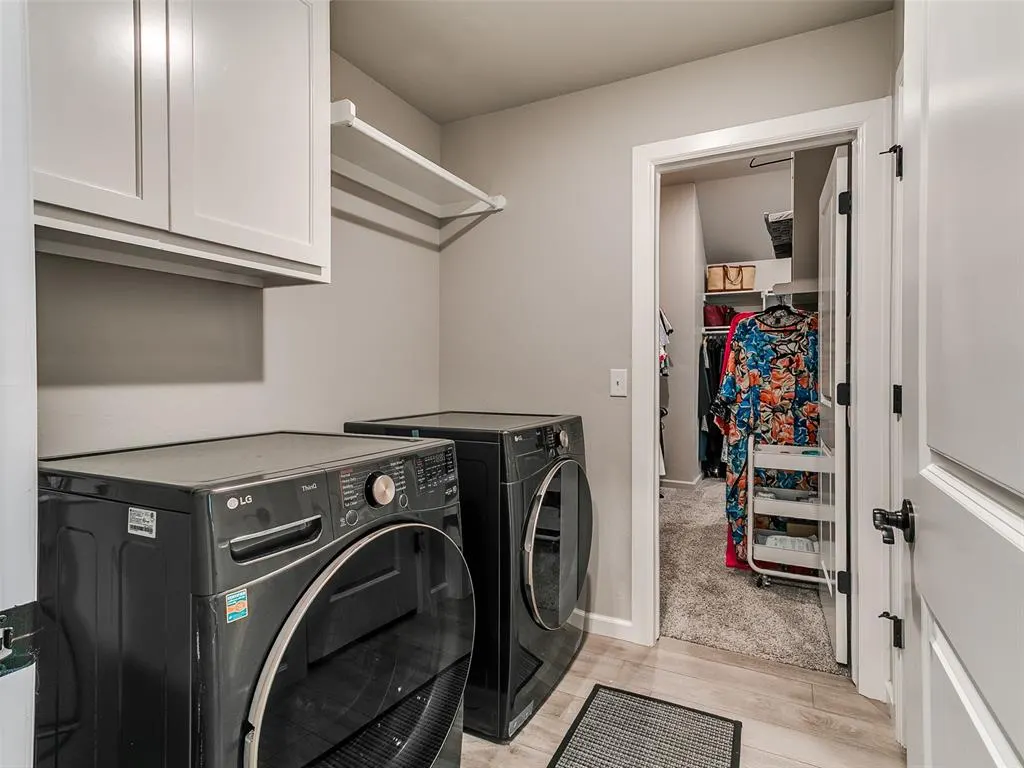 Photo 12 — 18709 Grove Parkway, Edmond, OK 73012