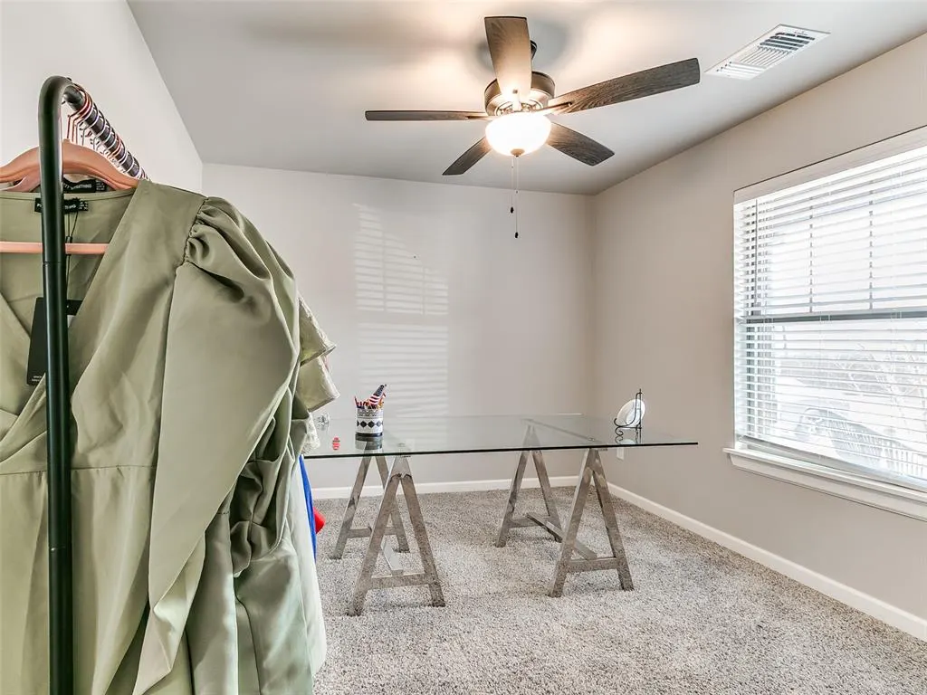 Photo 14 — 18709 Grove Parkway, Edmond, OK 73012
