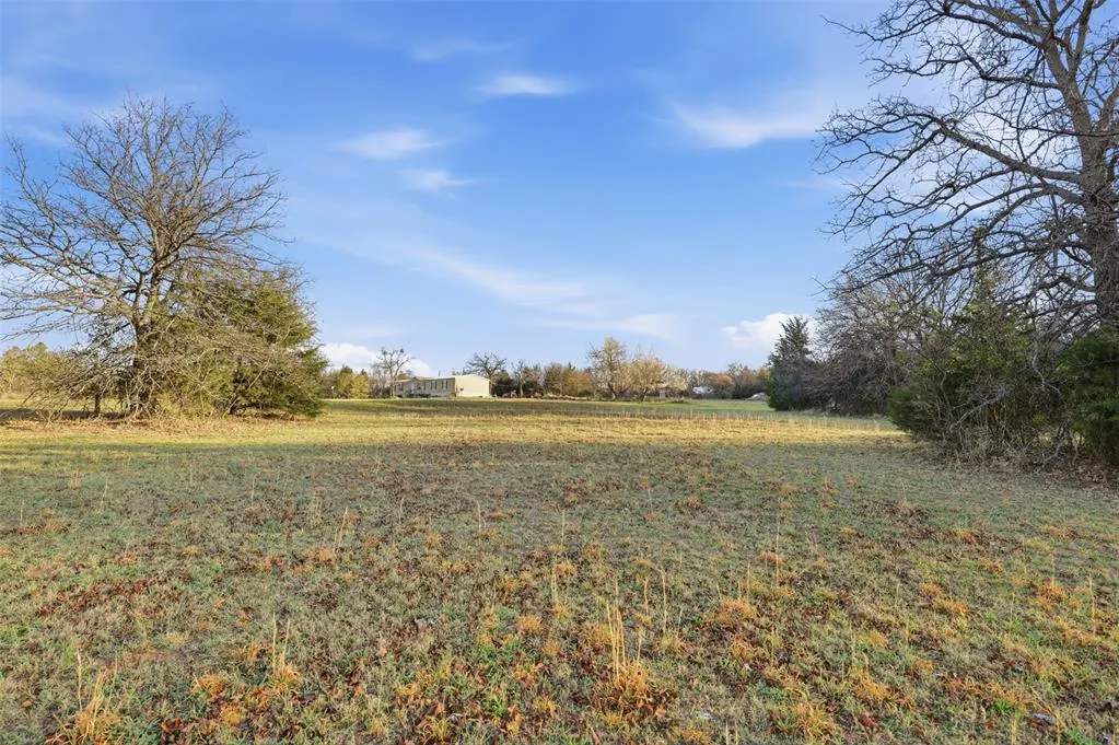 Photo 4 — 115 Dusty Road, McLoud, OK 74851