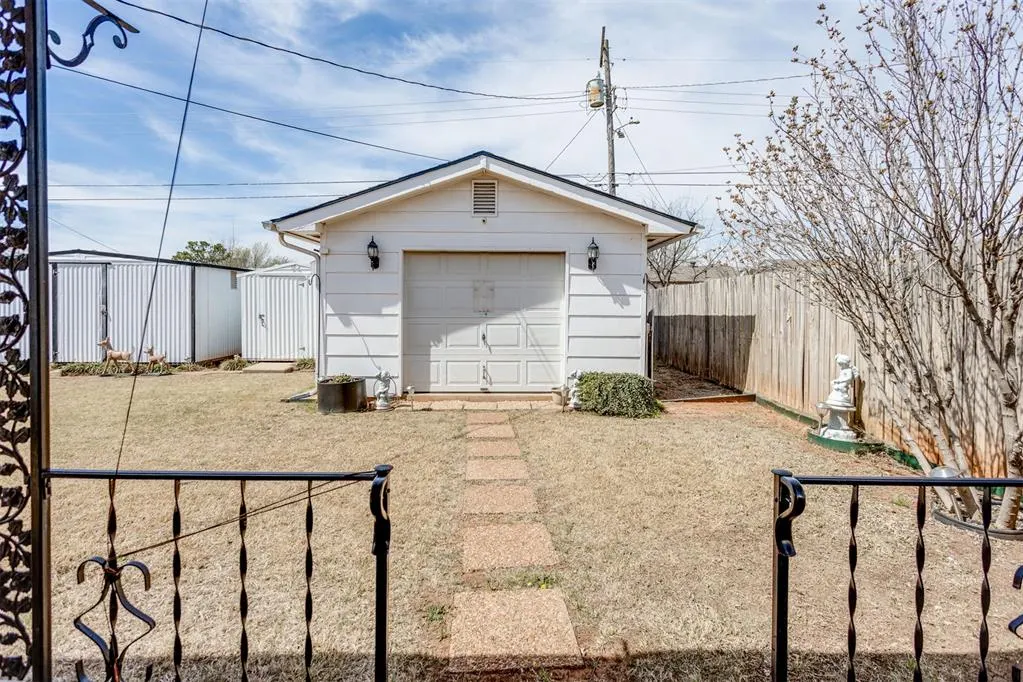 Photo 40 — 6309 Johnnie Terrace, Oklahoma City, OK 73149
