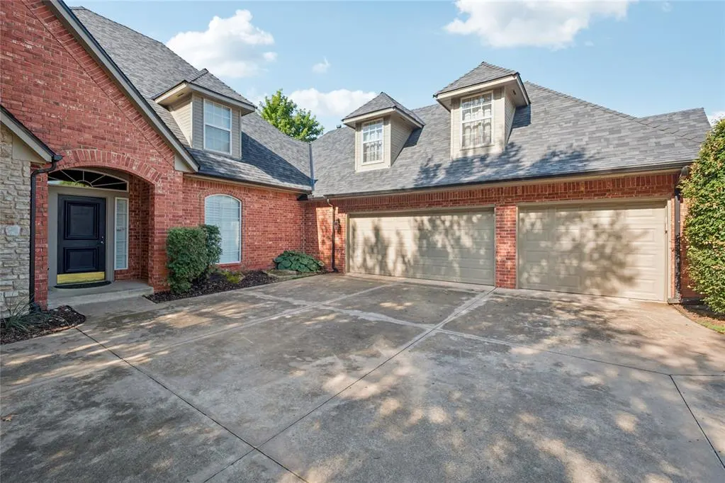 Photo 3 — 508 NW 150th Place, Edmond, OK 73013