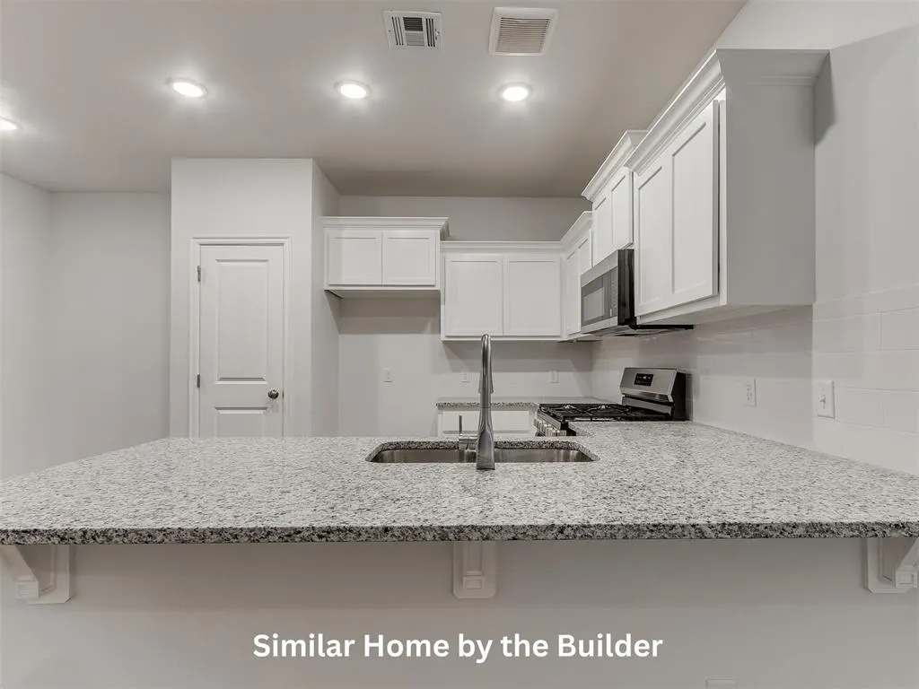 Photo 13 — 1205 NW 113th Street, Oklahoma City, OK 73114