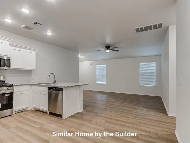 Photo 7 — 1207 NW 113th Street, Oklahoma City, OK 73114