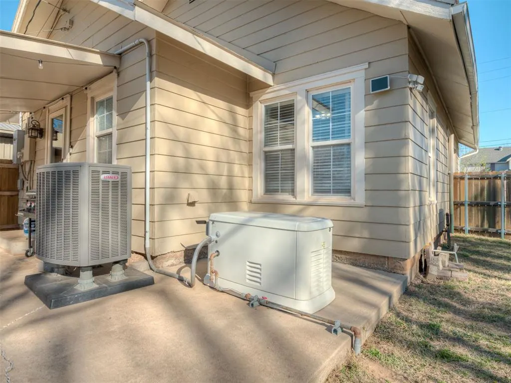 Photo 30 — 221 E Van Buren Street, Crescent, OK 73028