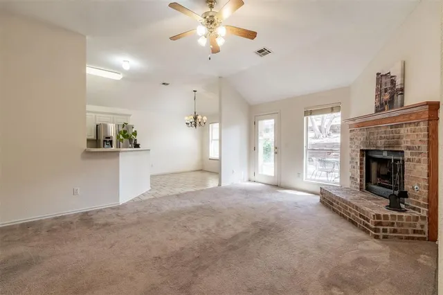 Photo 8 — 213 Victory Drive, Norman, OK 73072