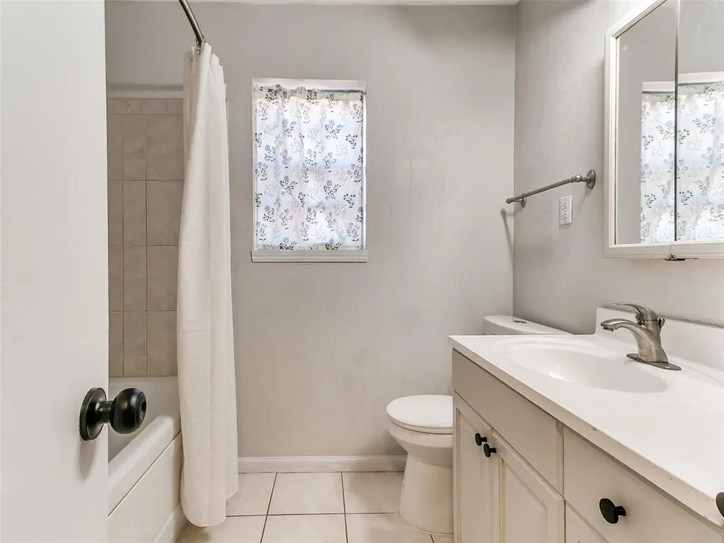 Photo 27 — 5949 NW 27th Street, Oklahoma City, OK 73127