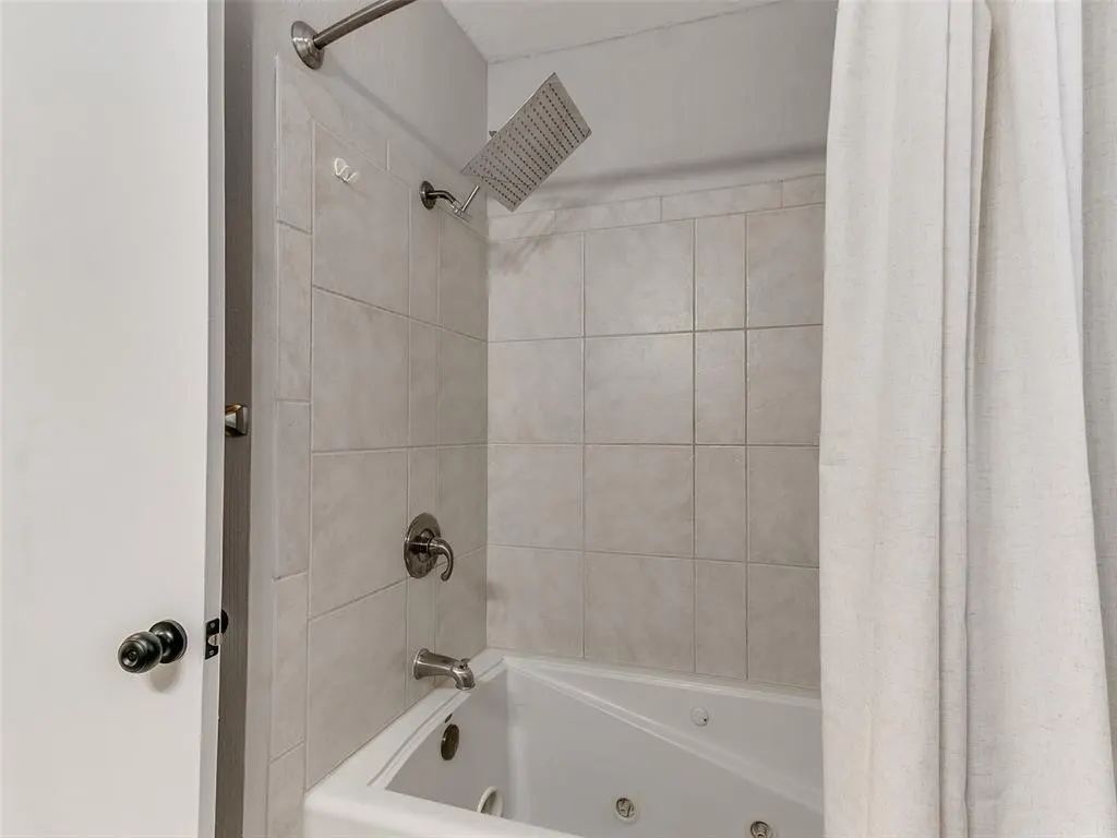 Photo 29 — 5949 NW 27th Street, Oklahoma City, OK 73127
