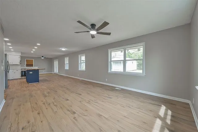 Photo 6 — 2501 Brentwood Drive, Norman, OK 73069