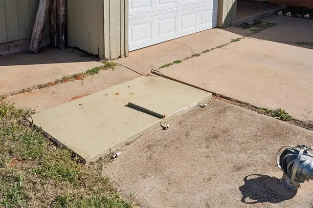 Photo 8 — 400 Cherokee Trail, Burns Flat, OK 73647