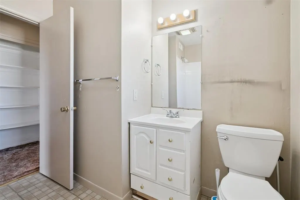 Photo 11 — 400 Cherokee Trail, Burns Flat, OK 73647