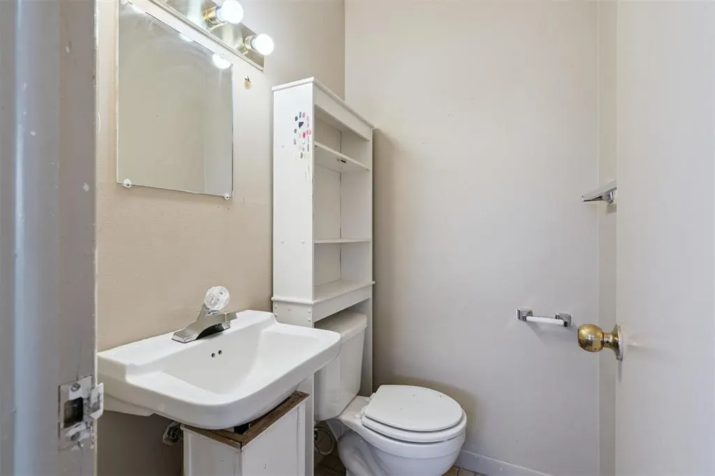 Photo 15 — 400 Cherokee Trail, Burns Flat, OK 73647