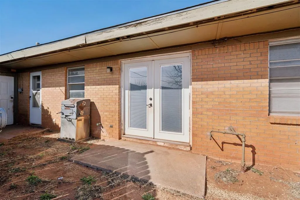 Photo 16 — 400 Cherokee Trail, Burns Flat, OK 73647