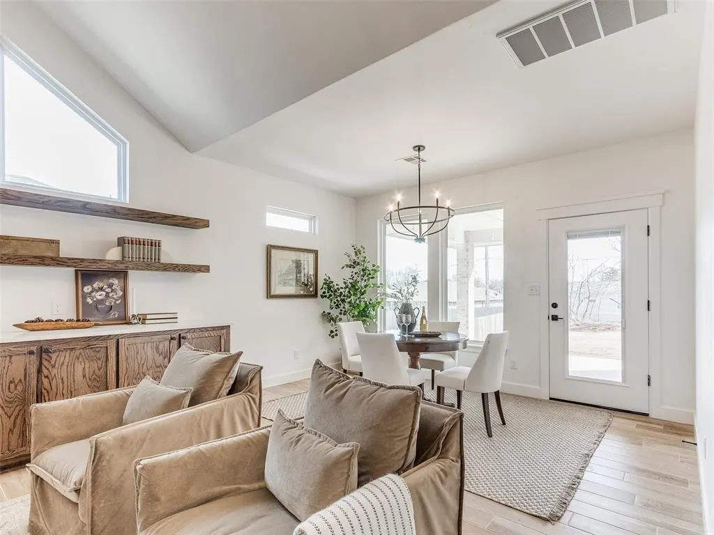 Photo 3 — 124 W 4th Street, Arcadia, OK 73007