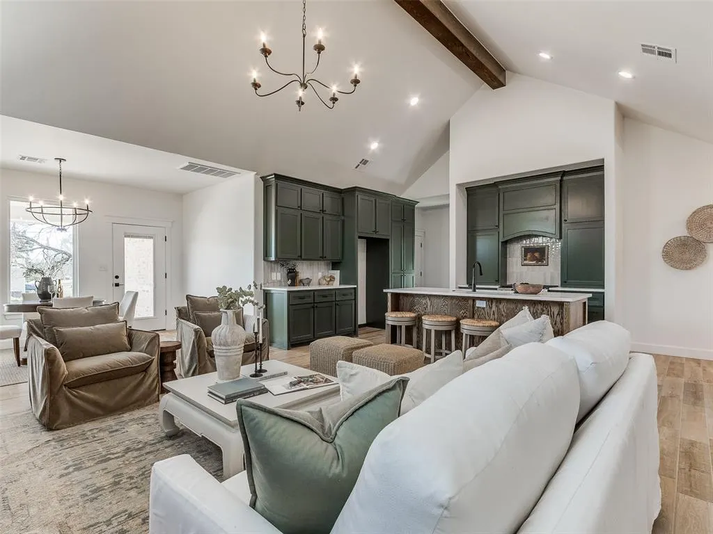 Photo 7 — 124 W 4th Street, Arcadia, OK 73007