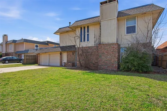 Front exterior — 10305 Elk Canyon Road, Oklahoma City, OK 73162