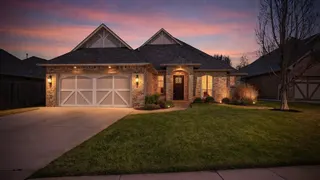 Sold home at 921 NW 194th Avenue