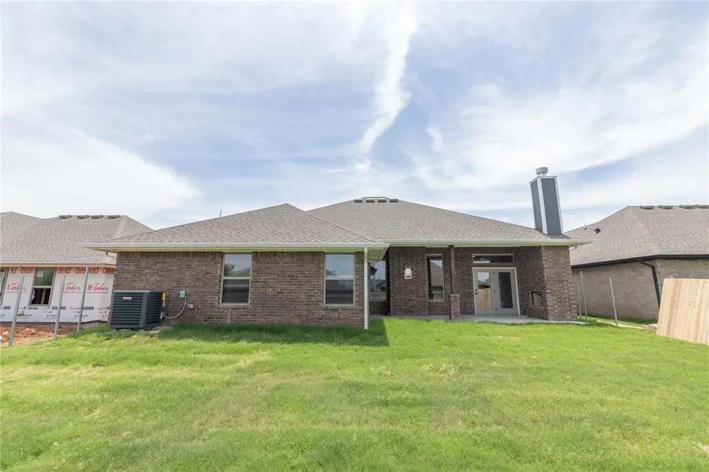 Photo 5 — 2133 NW 171st Street, Edmond, OK 73012