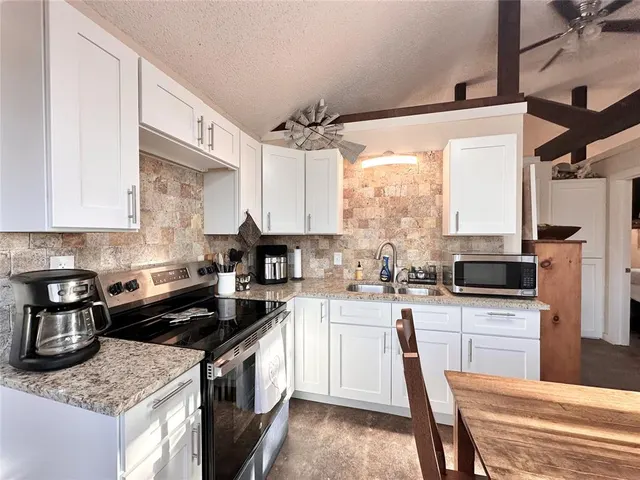 Photo 5 — 34487 Rattlesnake Hill Road, Tecumseh, OK 74873