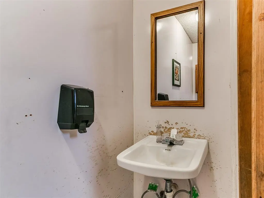 Photo 32 — 602 Dogwood Avenue, Wellston, OK 74881