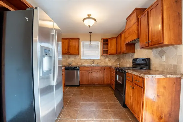 Photo 6 — 6904 NW 60th Drive, Bethany, OK 73008
