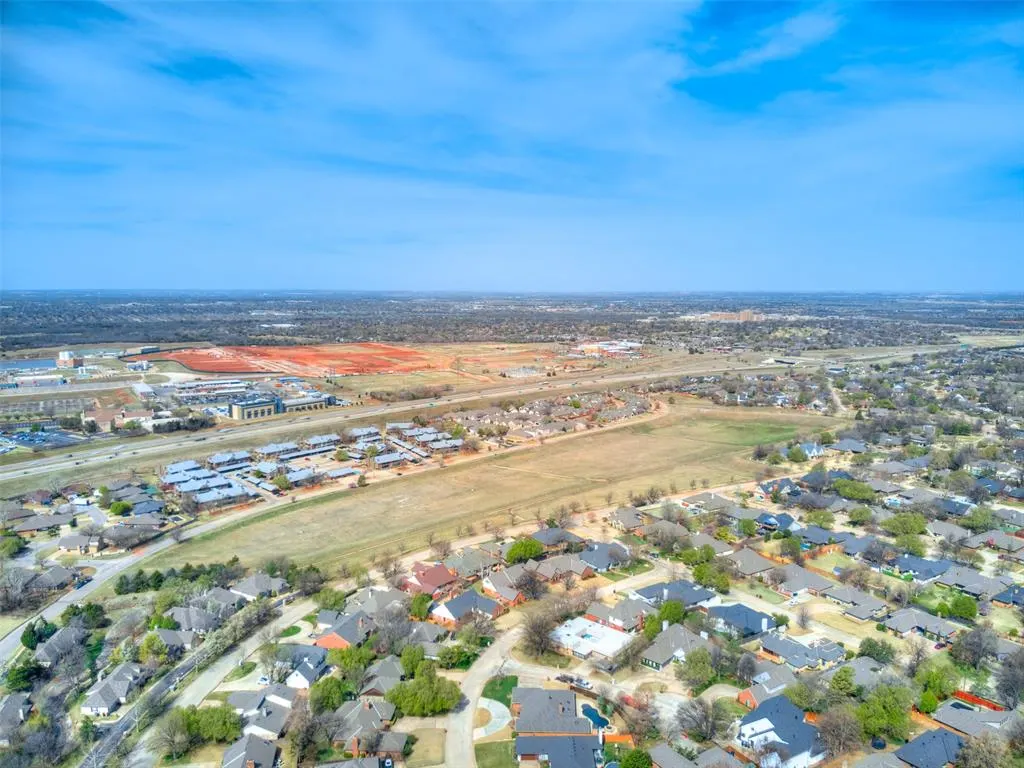 Photo 11 — 11217 Twisted Oak Road, Oklahoma City, OK 73120
