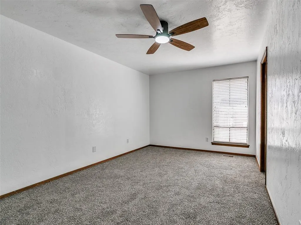 Photo 34 — 11217 Twisted Oak Road, Oklahoma City, OK 73120