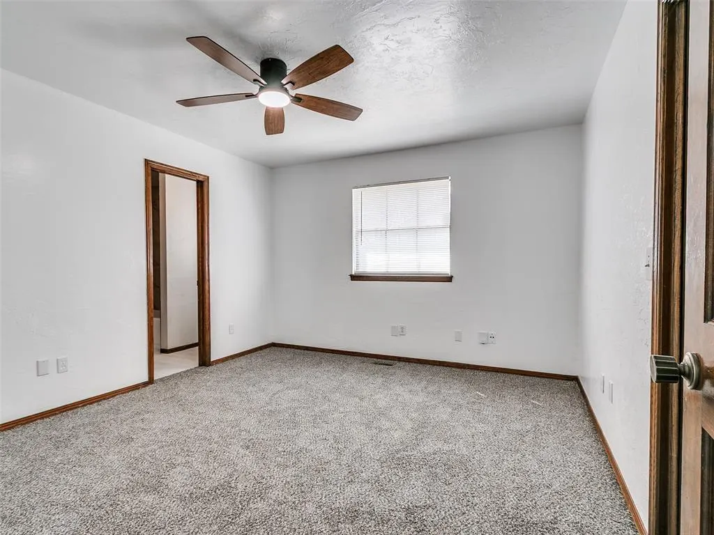 Photo 40 — 11217 Twisted Oak Road, Oklahoma City, OK 73120