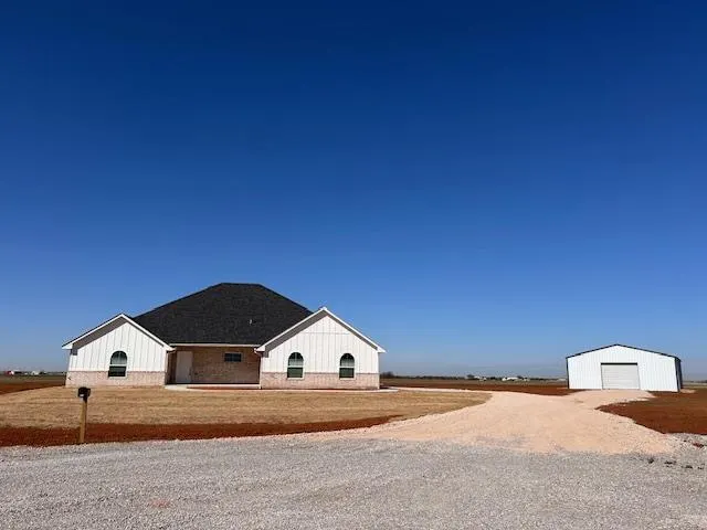 Front exterior — 24952 Derby Way, Cashion, OK 73016