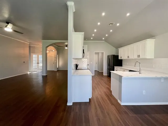 Photo 7 — 13004 Chadbrooke Place, Oklahoma City, OK 73142