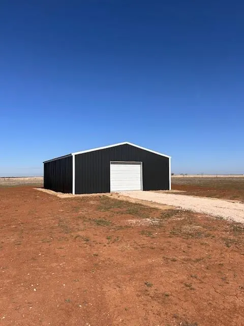 Photo 2 — 24945 Belmont Pass, Cashion, OK 73016