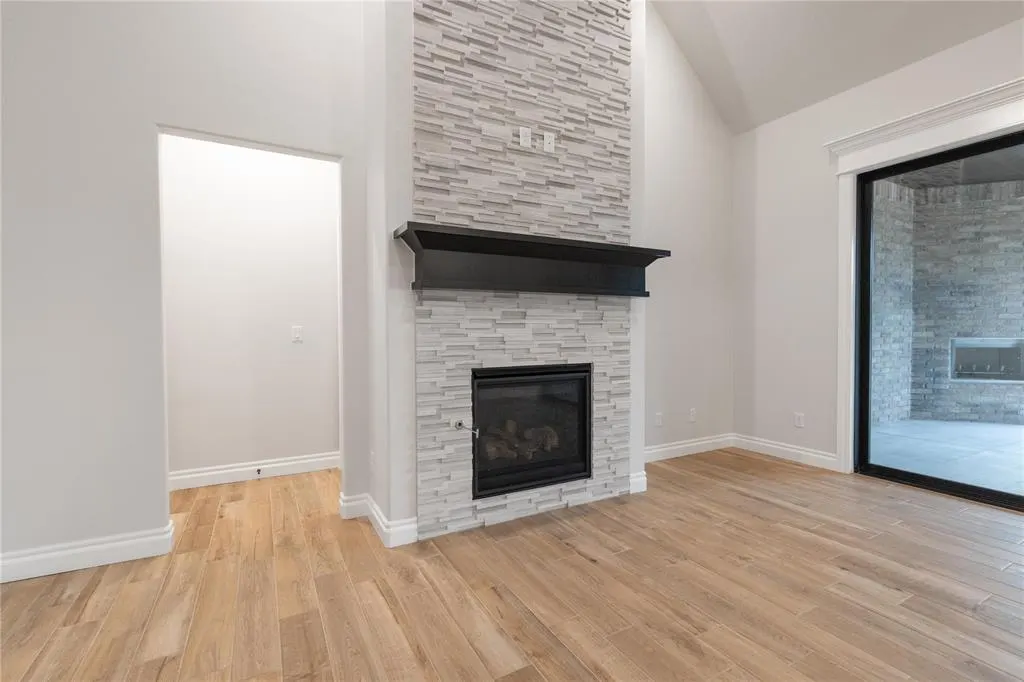 Photo 5 — 5525 Prickly Wild Way, Edmond, OK 73034