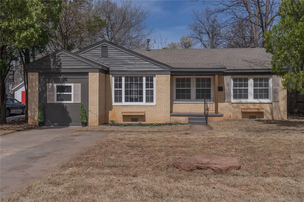 Photo 2 — 1117 W Symmes Street, Norman, OK 73069