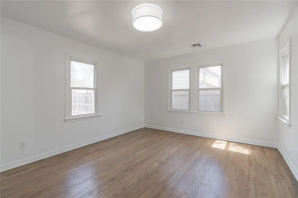 Photo 23 — 1117 W Symmes Street, Norman, OK 73069