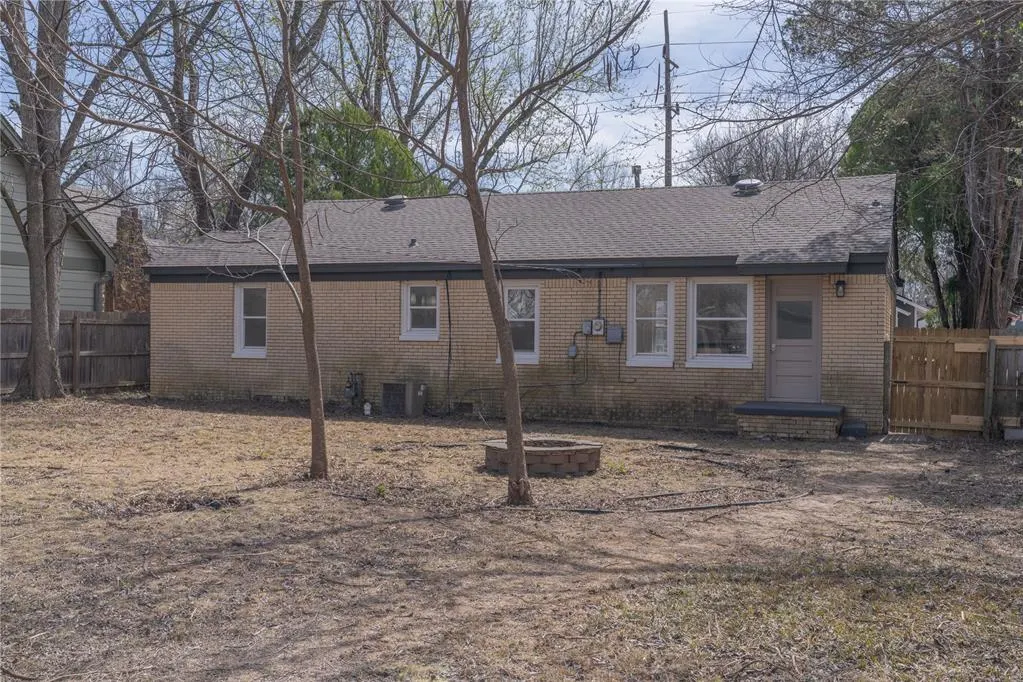 Photo 37 — 1117 W Symmes Street, Norman, OK 73069