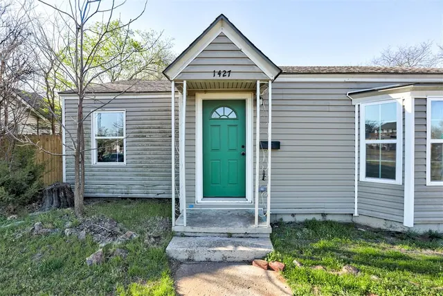 Photo 4 — 1427 W Chickasha Avenue, Chickasha, OK 73018