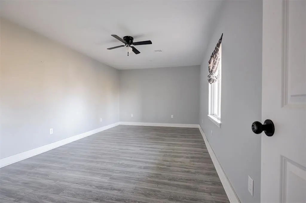 Photo 19 — 1427 W Chickasha Avenue, Chickasha, OK 73018