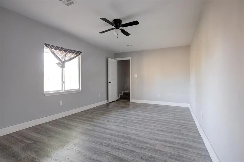 Photo 21 — 1427 W Chickasha Avenue, Chickasha, OK 73018