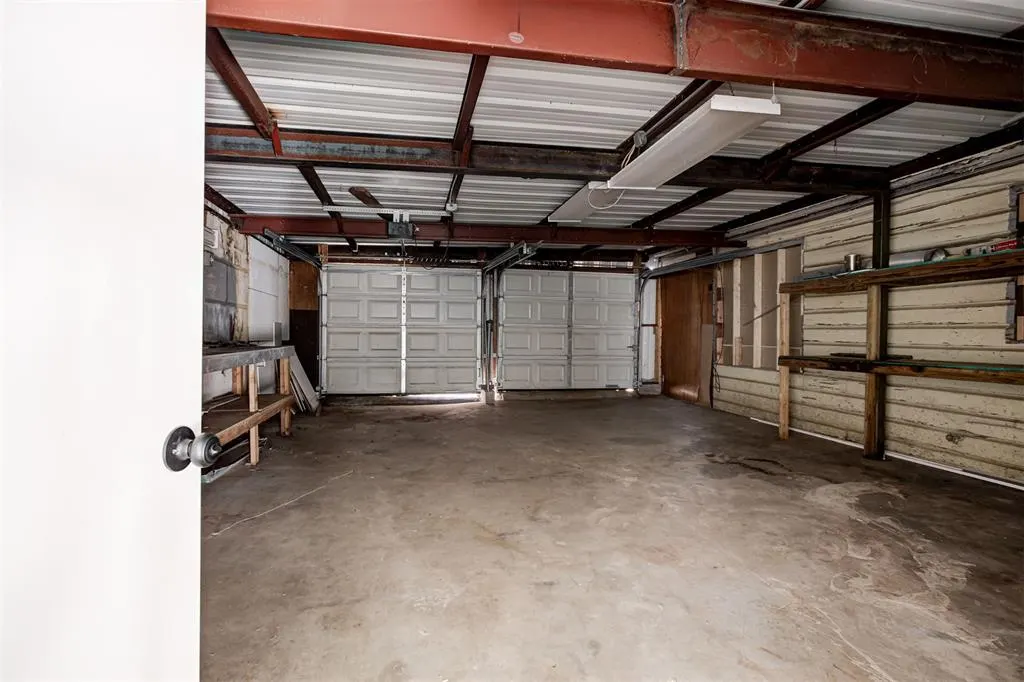 Photo 43 — 1427 W Chickasha Avenue, Chickasha, OK 73018