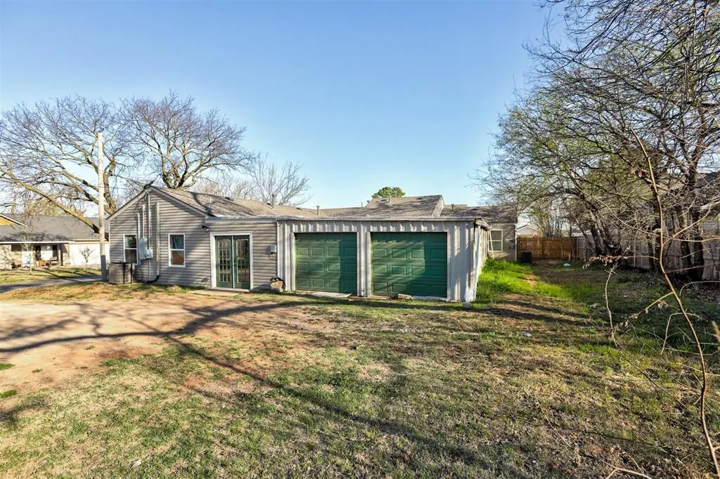 Photo 47 — 1427 W Chickasha Avenue, Chickasha, OK 73018