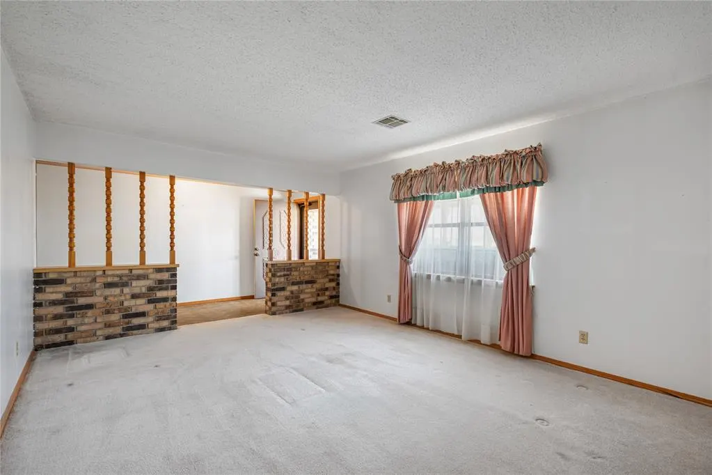 Photo 21 — 2350 Beverly Lane, Clinton, OK 73601