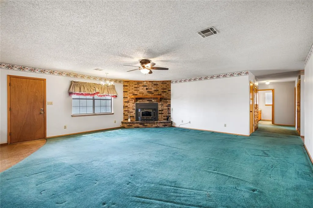 Photo 23 — 2350 Beverly Lane, Clinton, OK 73601