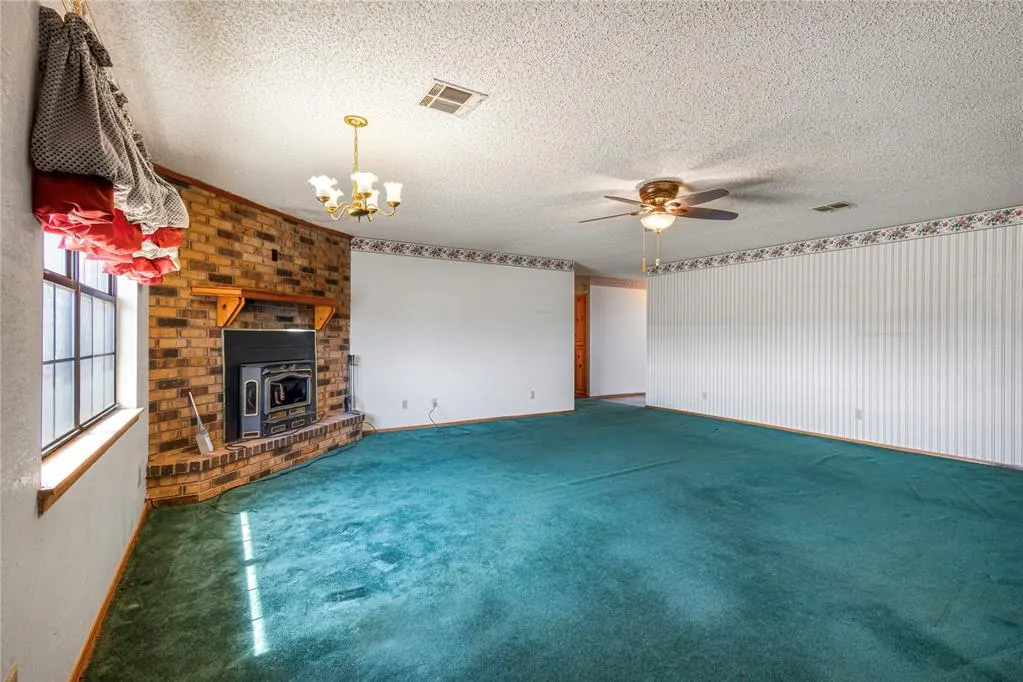Photo 24 — 2350 Beverly Lane, Clinton, OK 73601