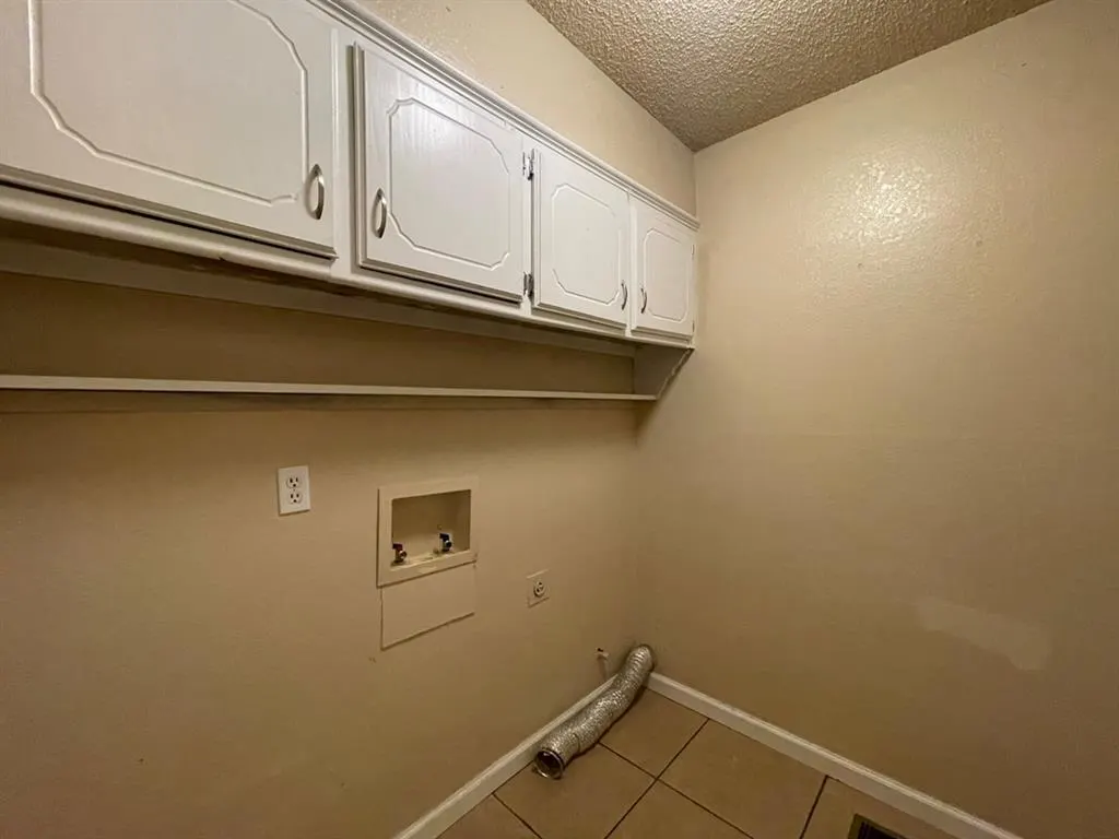 Photo 14 — 4707 Hemlock Lane, Oklahoma City, OK 73162