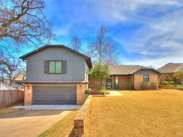 Photo 2 — 2316 Dover Drive, Edmond, OK 73034