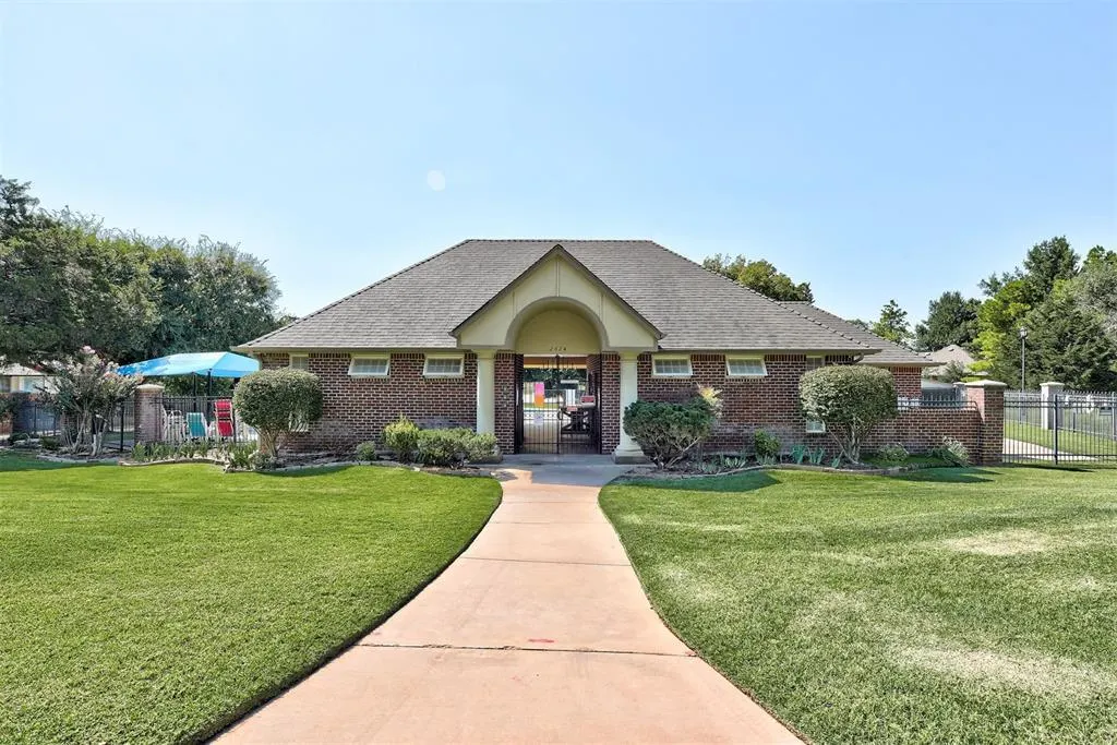 Photo 30 — 2316 Dover Drive, Edmond, OK 73034