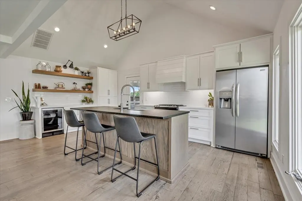 Photo 6 — 4910 Morris Lane, Oklahoma City, OK 73112