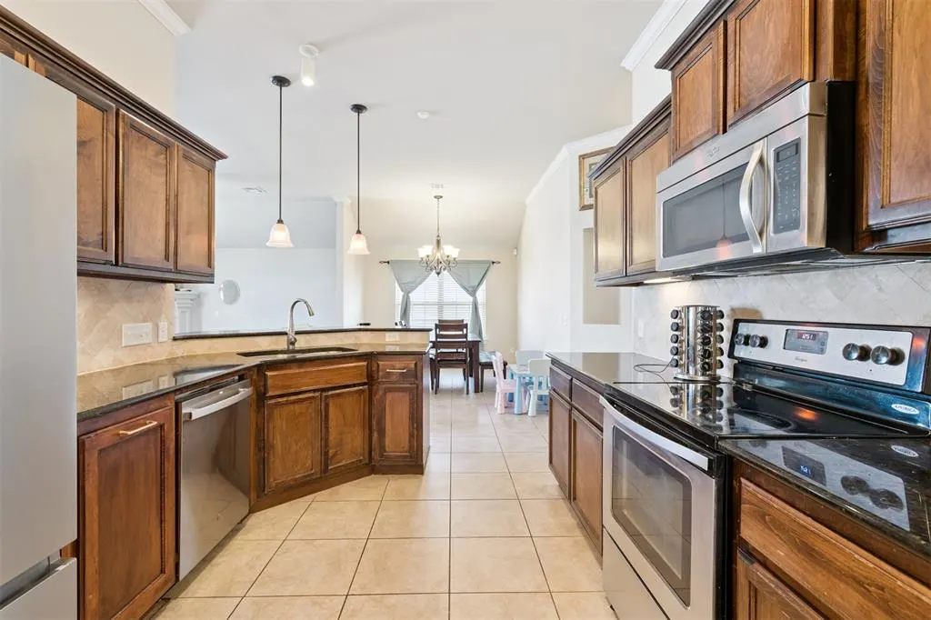 Photo 14 — 11520 SW 10th Street, Yukon, OK 73099