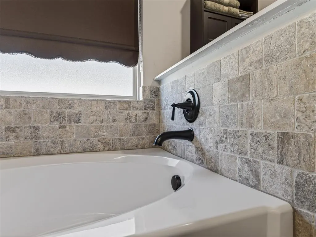 Photo 41 — 3409 NW 160th Street, Edmond, OK 73013