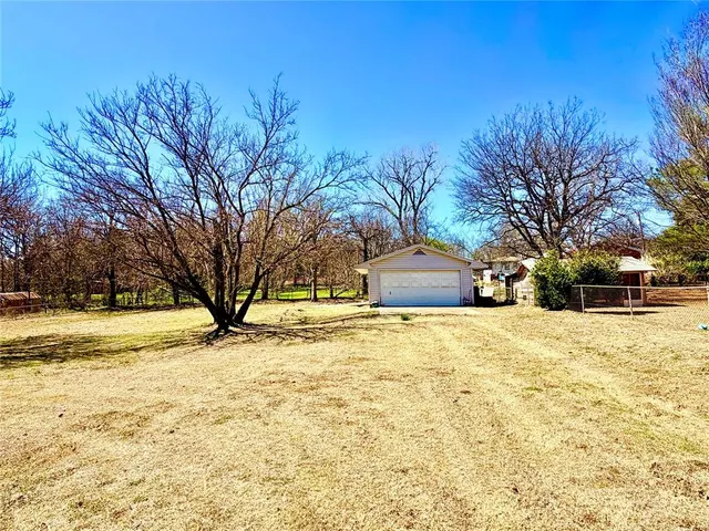 Front exterior — 1321 N Timber Road, Oklahoma City, OK 73130