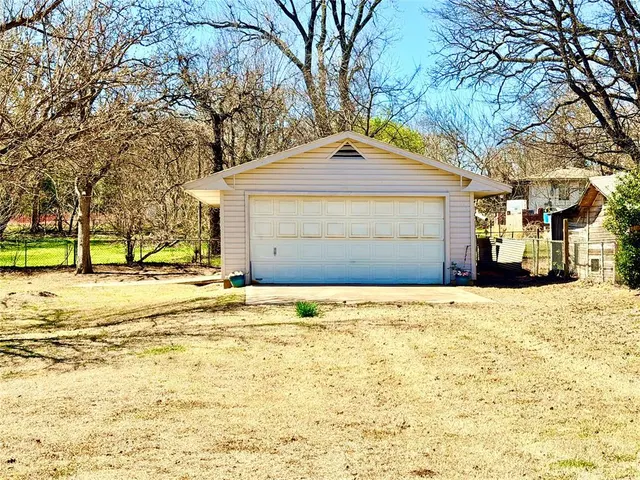 Photo 3 — 1321 N Timber Road, Oklahoma City, OK 73130